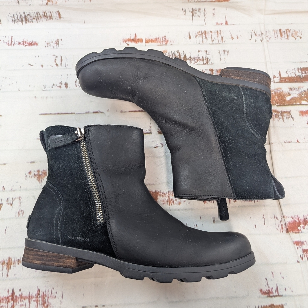 Sorel Leather And Suade Ankle Booties - Picture 5 of 6